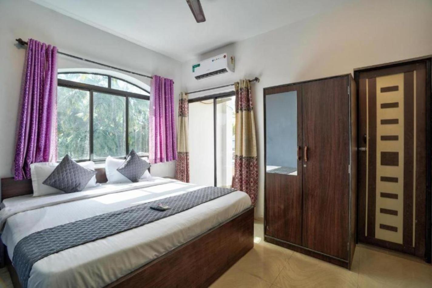 Ocean Wave Calangute Hotel Luaran gambar